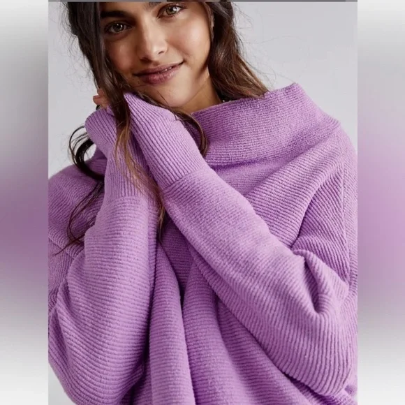 Free People NWT Ottoman Slouchy Tunic - Glowing Grape - Size Medium - Picture 5 of 15